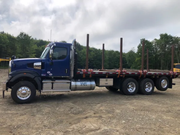 2025 Western Star Prime Mover - Image 4