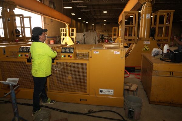 2010 Lift Systems 48A Gantry - Image 6